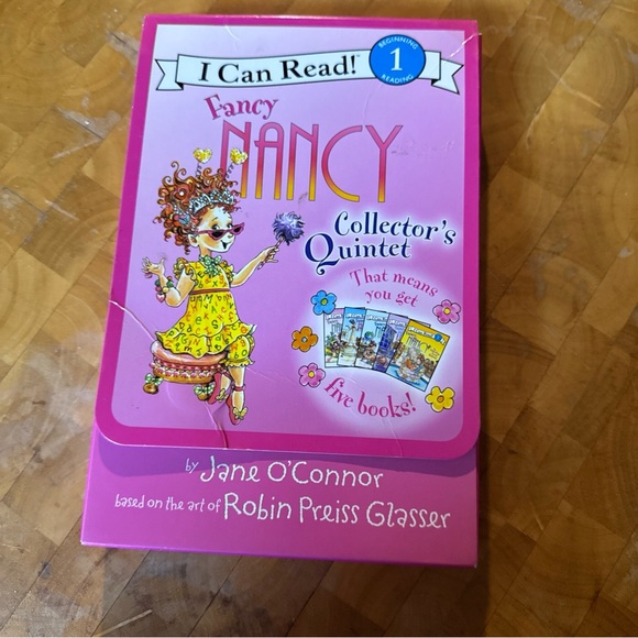 Fancy Nancy Collector's Quintet Book Set - Pink - Picture 1 of 9
